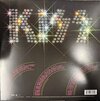 Kiss – Kiss