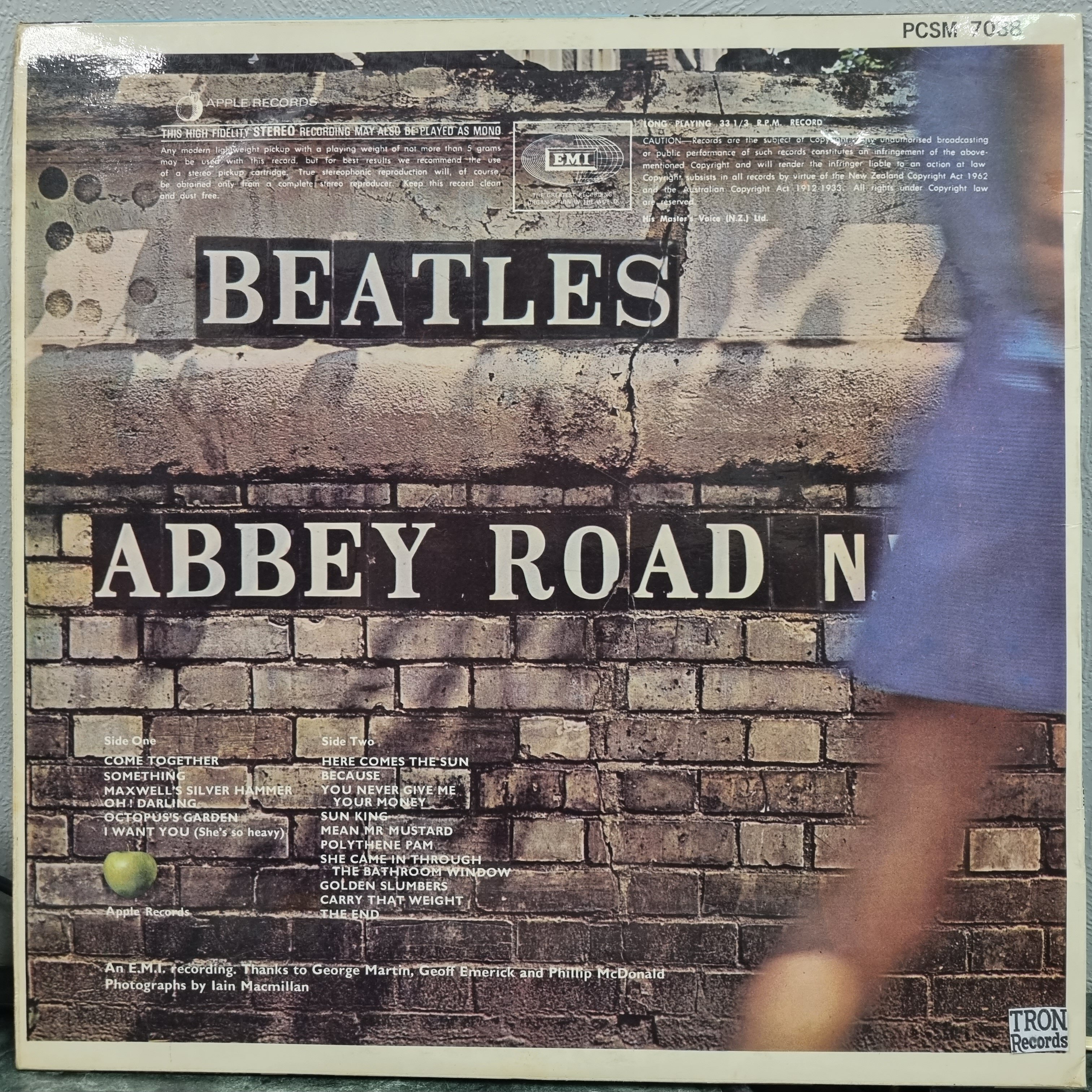 洋楽 the beatles abbey road maxresdefault.jpg