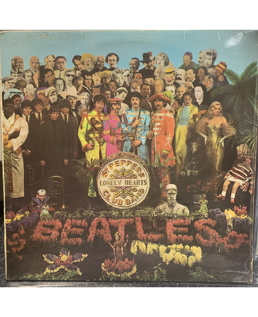 The Beatles - SGT Pepper Lonely Hearts Club Band